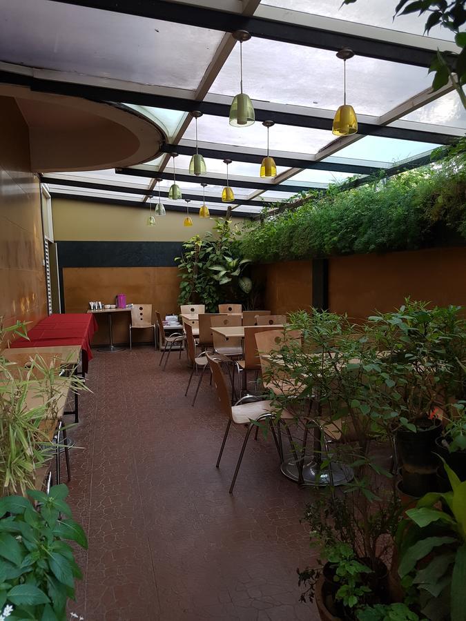 特瑞尼提套房酒店 班加罗尔 外观 照片