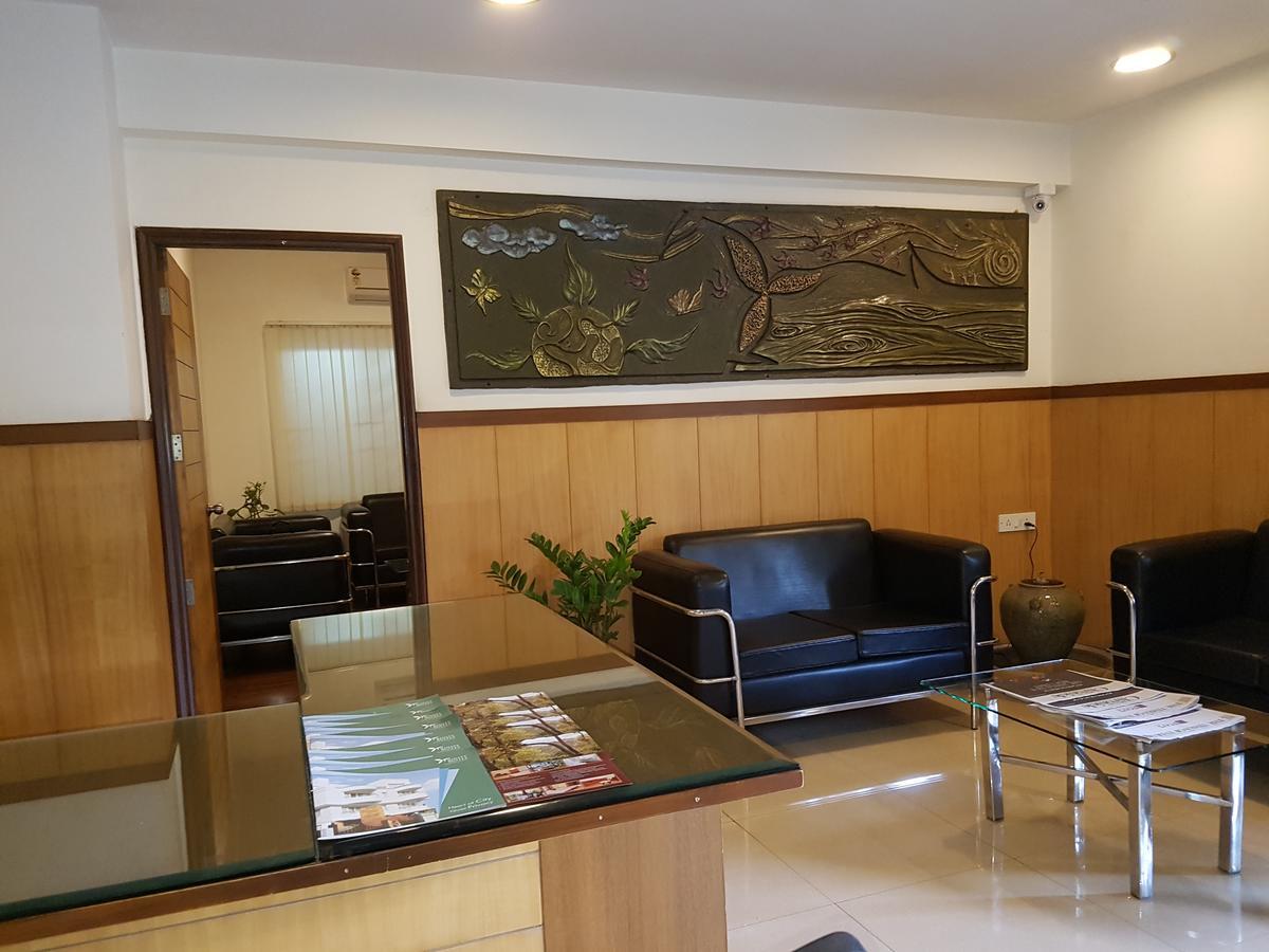 特瑞尼提套房酒店 班加罗尔 外观 照片